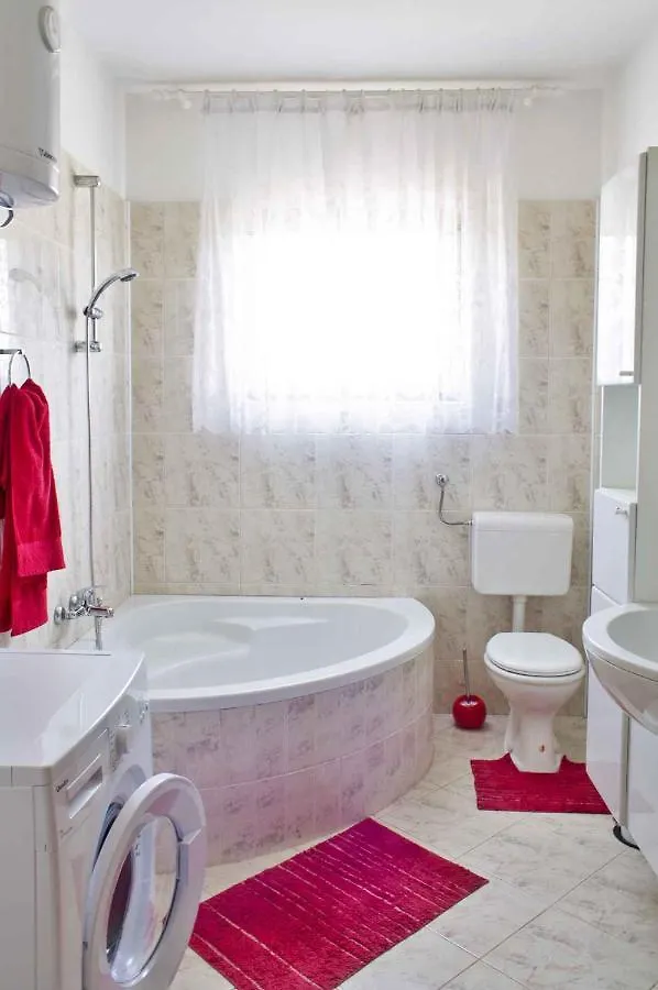 Apartment In Sisan - Istrien 41776