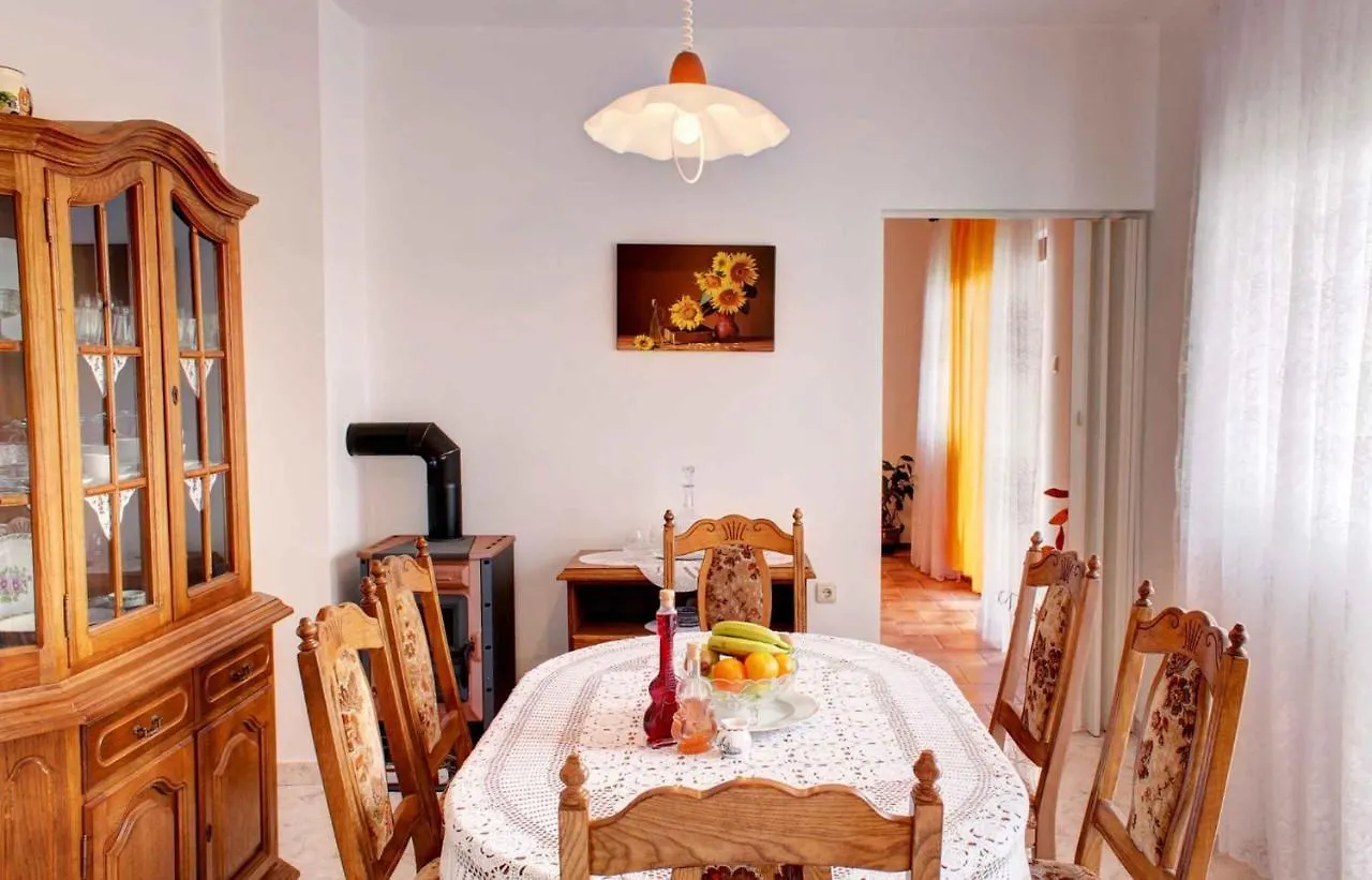 Apartment In Sisan - Istrien 41776 Croatia