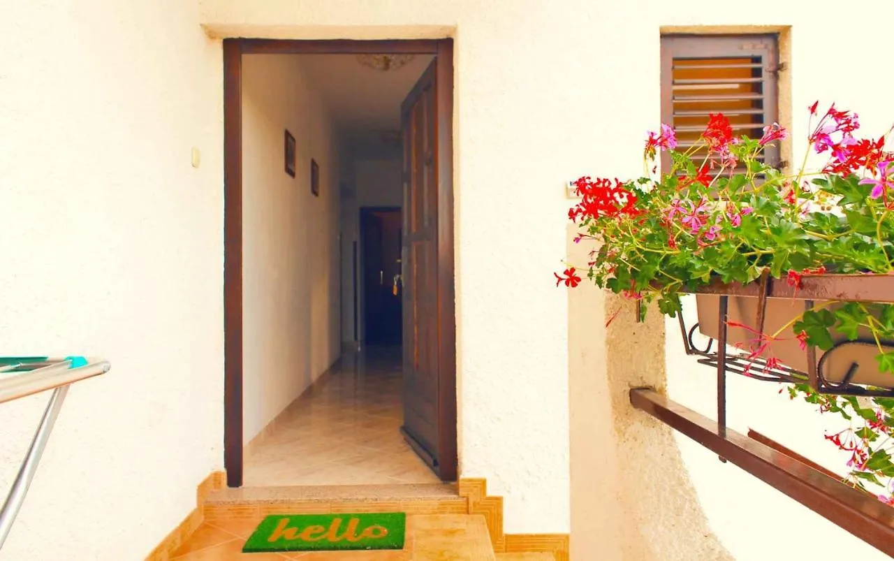 Apartment In Sisan - Istrien 41776