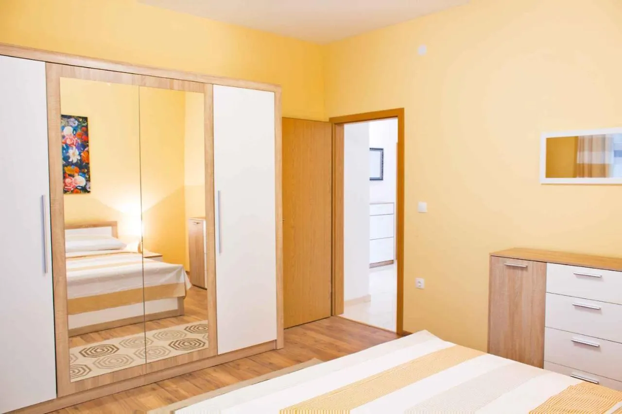 Apartment In Sisan - Istrien 41776