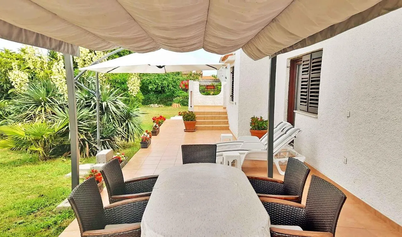 Apartment In Sisan - Istrien 41776 Croatia